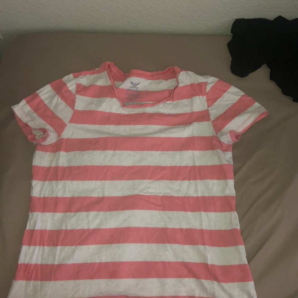 Used faded glory striped essential tee